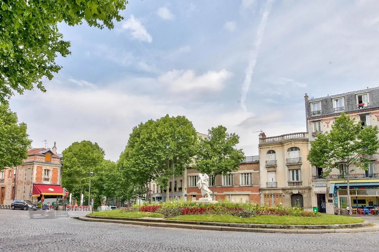 45-Atelier Paris Buttes Chaumont Apartment